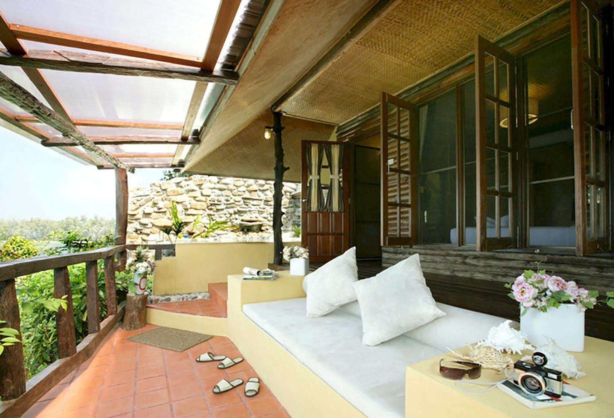 Captain Hook Resort @Koh Kood Ko Kut Екстериор снимка